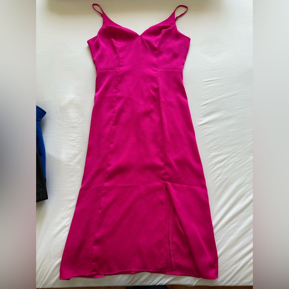 Elegant Pink Sleeveless Dress